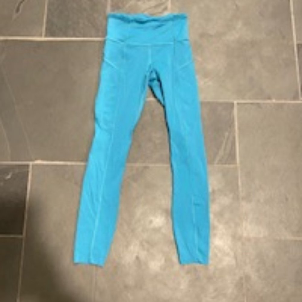 Lululemon athletica blue leggings (size 0 with pockets)